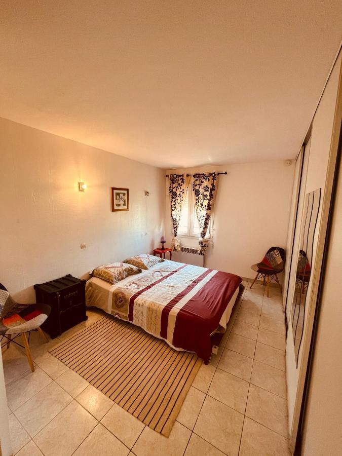 Au Charme Shakespearien De Perpignan Apartment Exterior photo