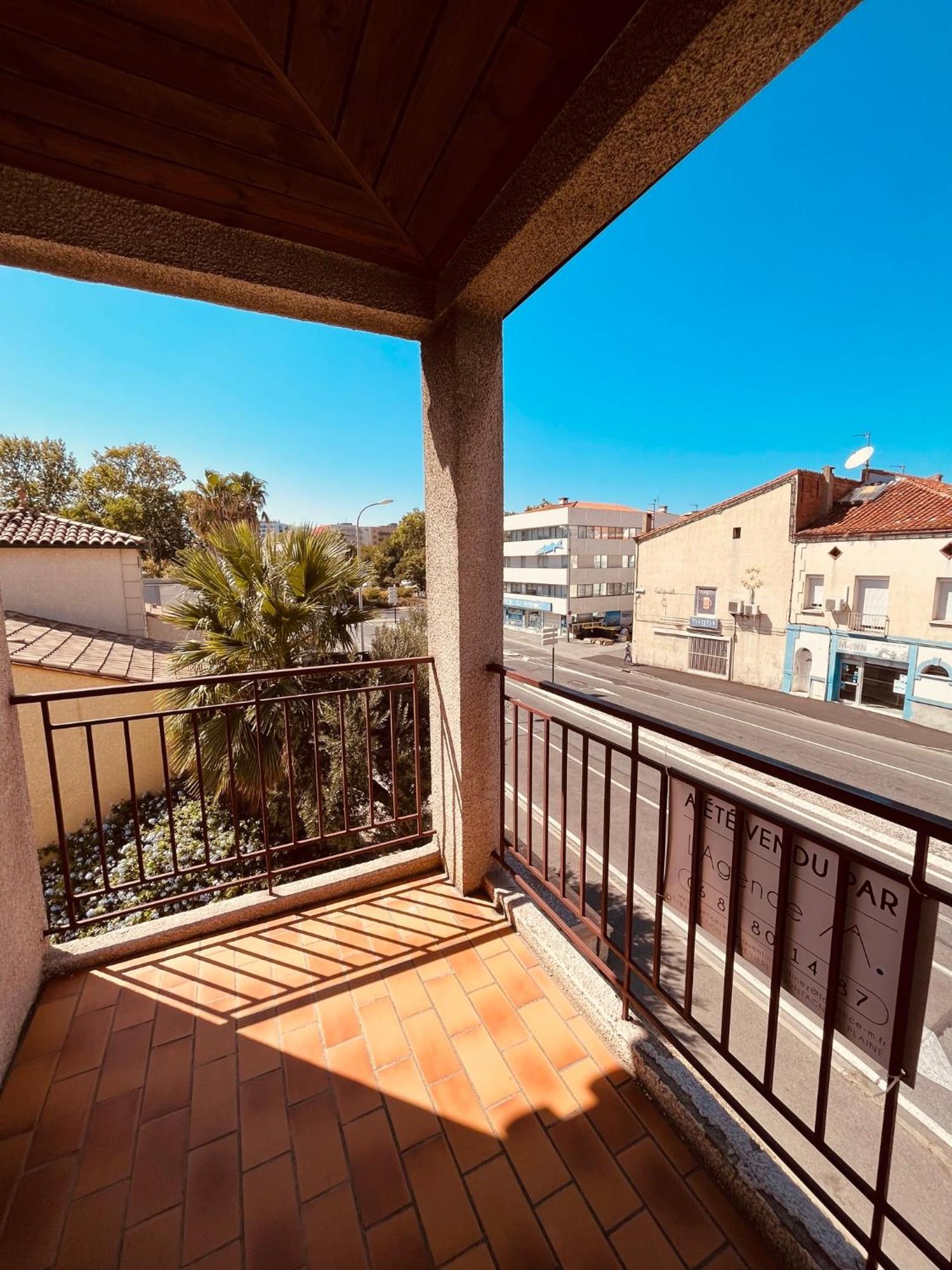 Au Charme Shakespearien De Perpignan Apartment Exterior photo